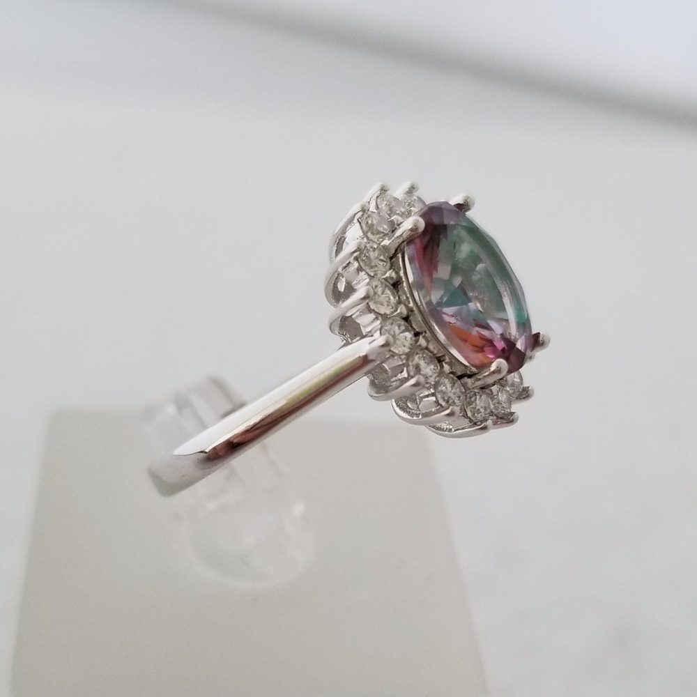 That Mystic Topaz Ring - Picture 4 of 8
